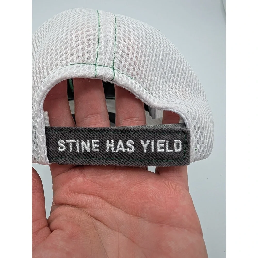 Stine Seeds Hat Mens White Gray Farmer Cap‎ Green Logo Jersey Mesh Modern Design